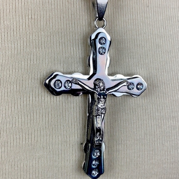 24” Stainless Steel Necklace with 2" Large Cross - Picture 5 of 17